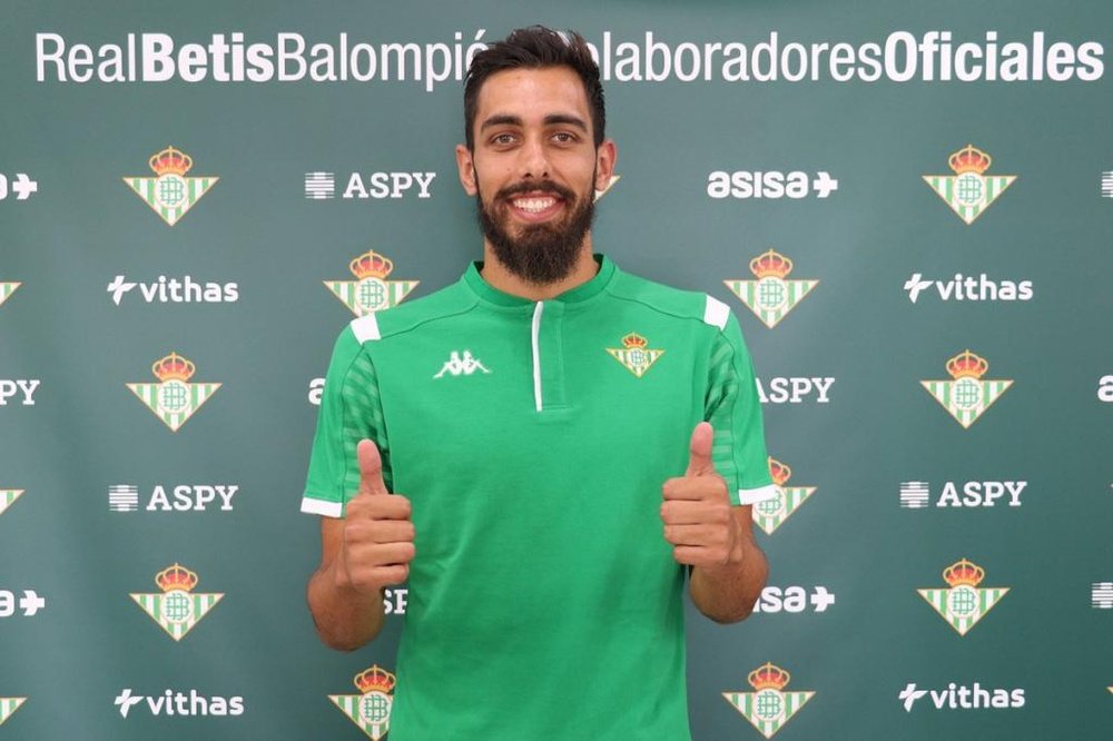 Borja Iglesias se incorporó a la plantilla verdiblanca. Twitter/RealBetisBalompié