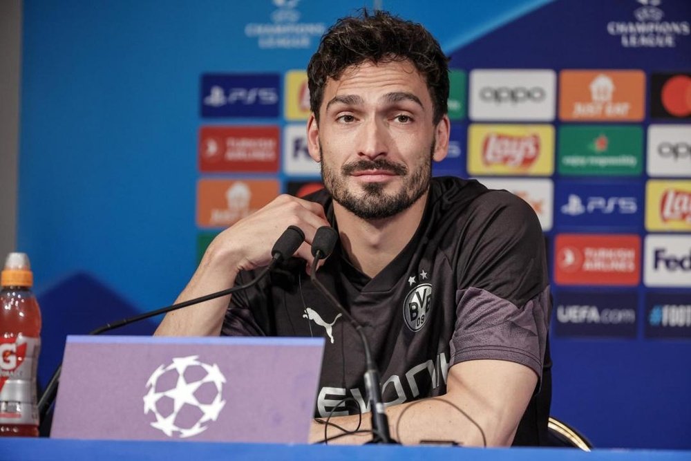Mats Hummels praised Kylian Mbappe's inimitable pace. EFE