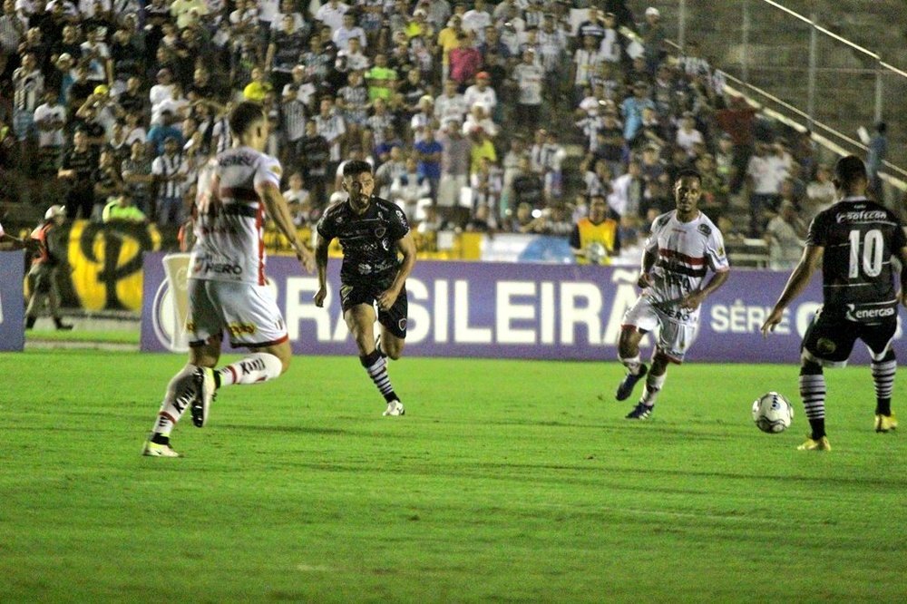 Title Original: Botafogo -PB vence xará paulista e joga por um empate. Twitter @BotafogoPB
