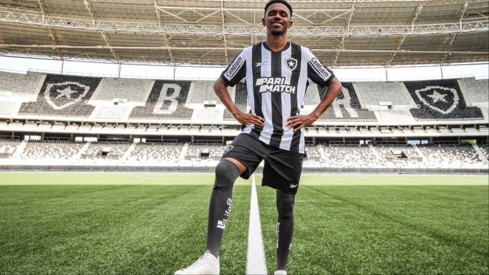 Botafogo anuncia retorno do atacante Jeffinho. Arthur Barreto/ BFR