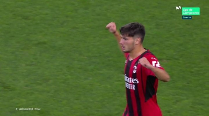 Brahim anotó el primer gol del nuevo Milan... con un poco de fortuna
