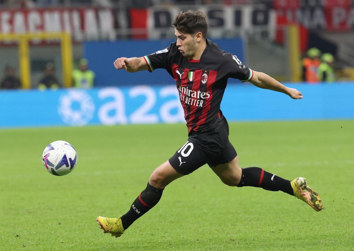 AC Milan in negotiations with Real Madrid for a permanent deal to sign Brahim Díaz 