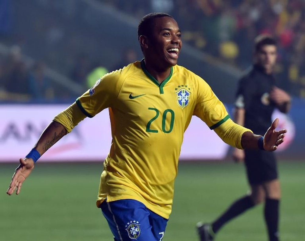Brazil forward Robinho celebrates after scoring against Paraguay during their 2015 Copa America football championship quarter-final match, in Concepcion, Chile, on June 27, 2015