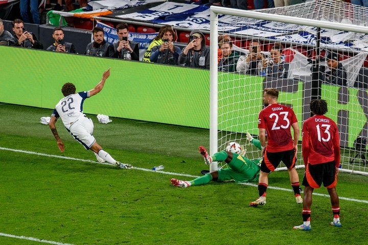 Johnson scored the winning goal of the Europa League final. EFE