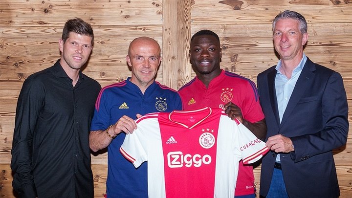 Officiel : Brian Brobbey retourne définitivement à l'Ajax