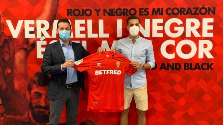 El Cádiz confirma el traspaso de Brian Oliván al Mallorca