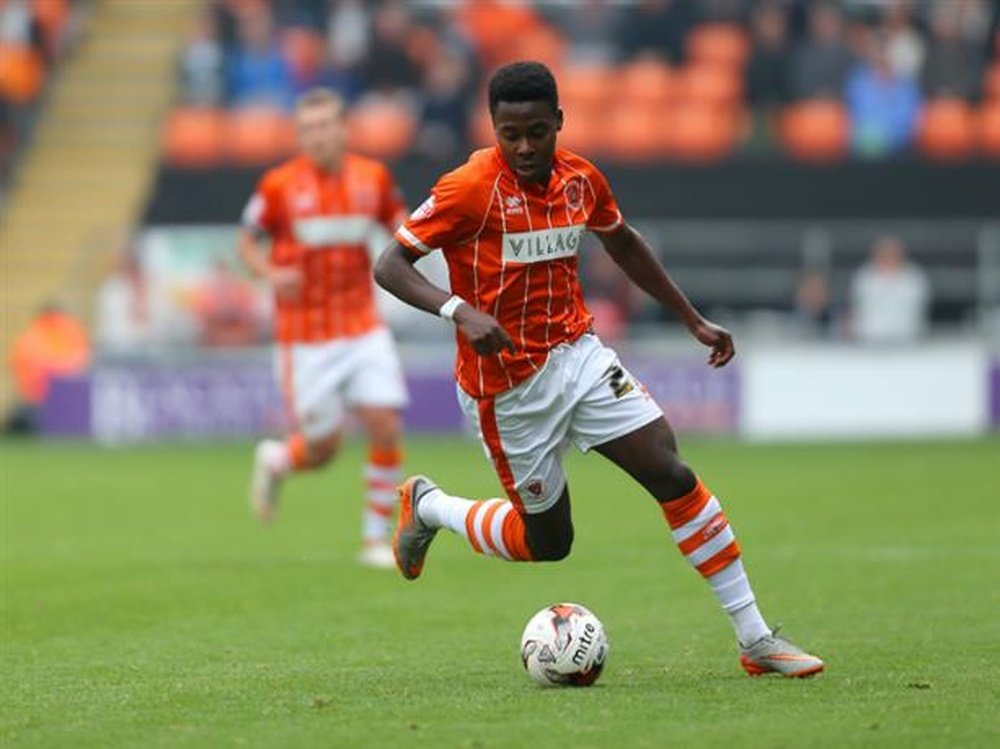 Bright Osayi-Samuel está brillando en el Blackpool. BlackpoolFC