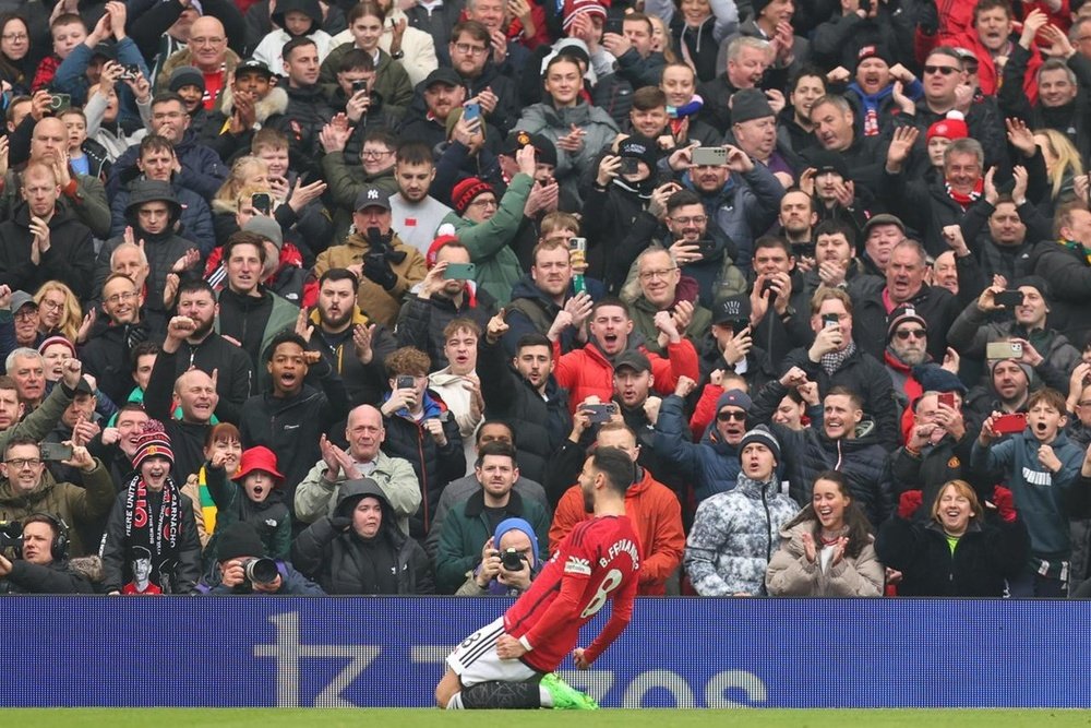 Fernandes scored United's opener from the penalty spot on Saturday. EFE