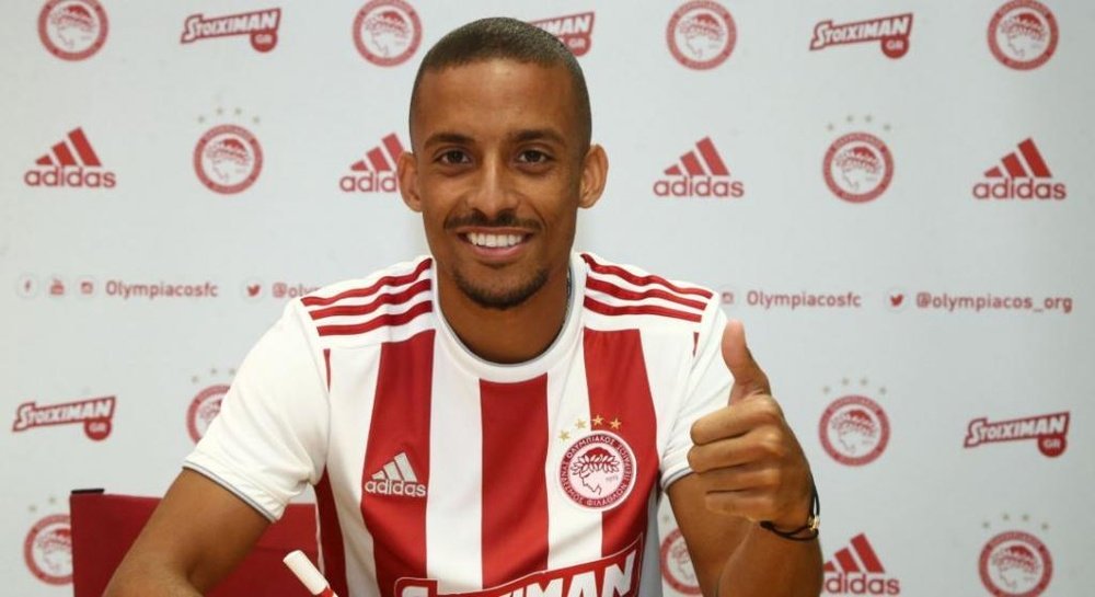 Gaspar has joined Olympiakos after one year in Lisbon. Olympiacos