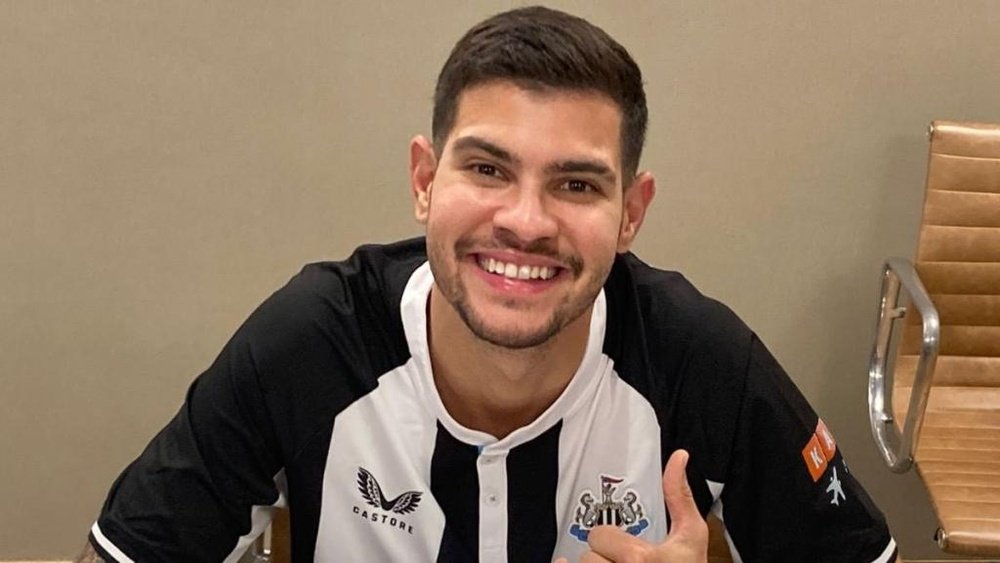 Bruno Guimaraes signe à Newcastle. Capture/NUFC
