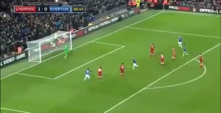 Vidéo : Sigurdsson égalise face à Liverpool