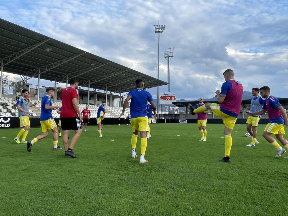 El Badajoz venció en su visita al Real Unión de Irún. Twitter/CDBadajoz