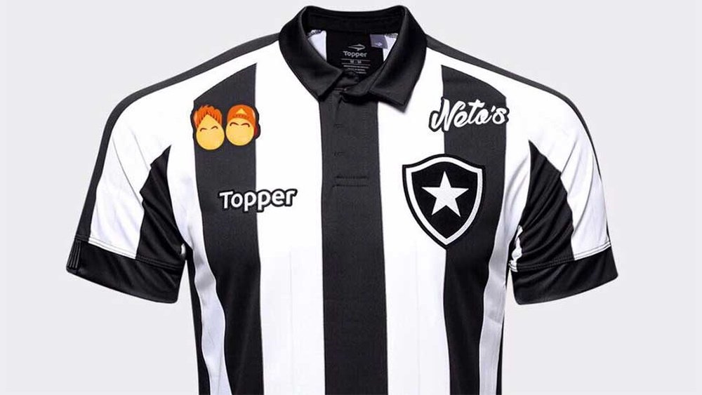 Camisas do Botafogo com o patrocínio de Felipe Neto. Divulgação/Botafogo