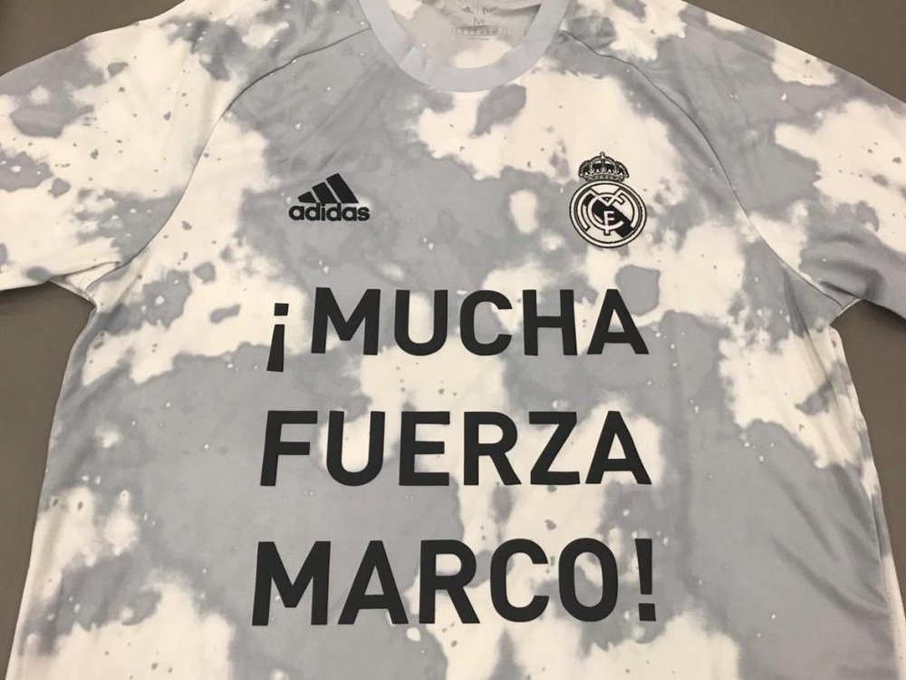 Le Real Madrid s'échaufferont avec un maillot en soutien à Marco Asensio. Twitter/RealMadrid