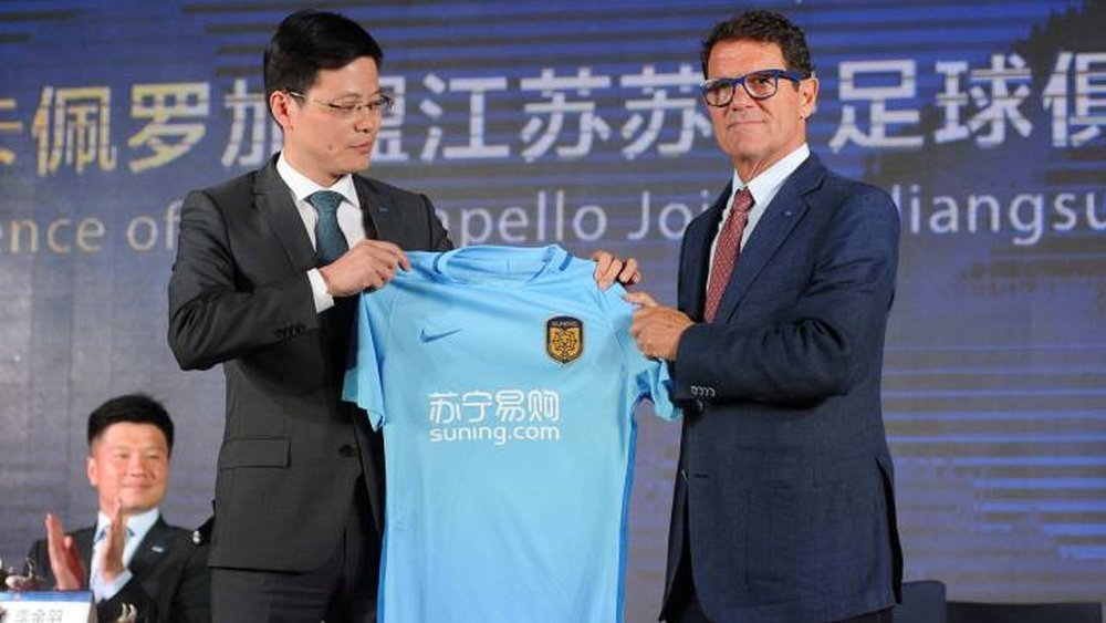 El Jiangsun Suning presenta a Fabio Capello como entrenador. REUTERS