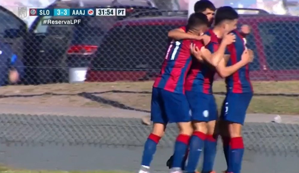 San Lorenzo II perdió por 3-4 ante Argentinos II. Twitter/SC_ESPN