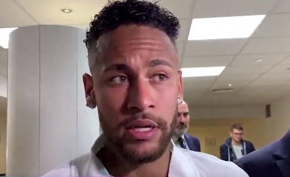 Neymar respondió a los aficionados del PSG. Captura/EsporteInterativo