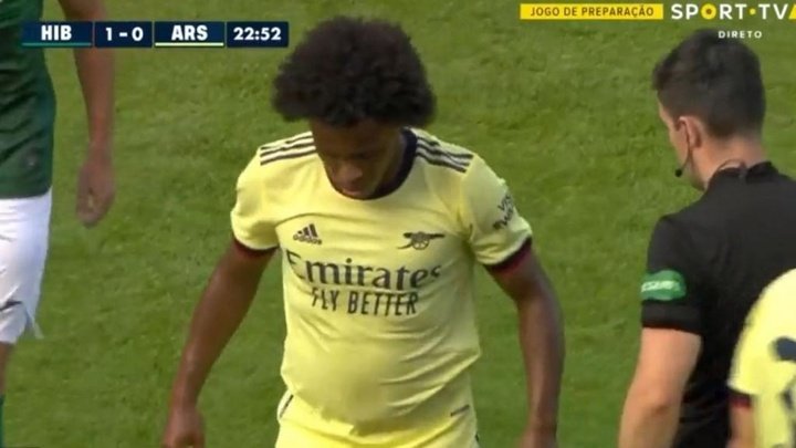 Fans take to Twitter after Willian appears overweight for pre-season friendly