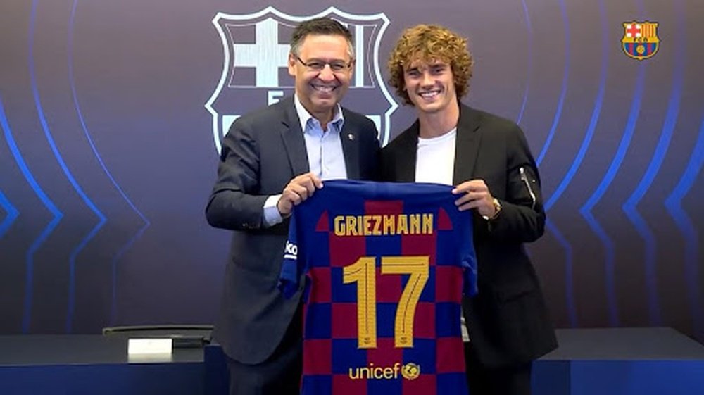 Griezmann indosserà la maglia numero 17. Captura/FCBarcelona