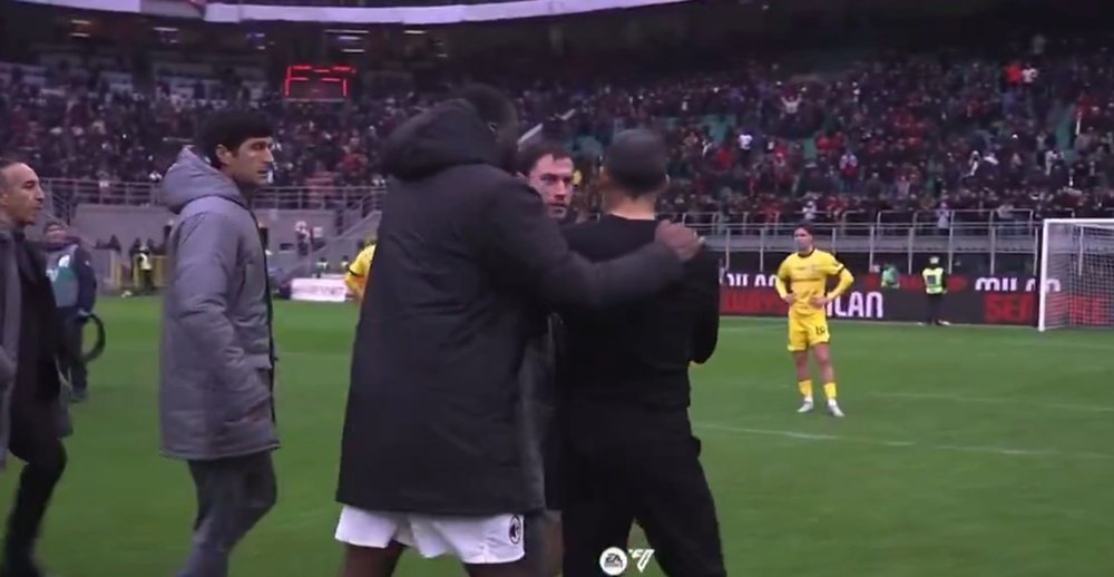 Conceiçao and his team's captain Davide Calabria had a heated exchange. Screenshot/DAZN