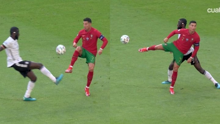 Cristiano jugueteó con Rüdiger: sombrero y espuela sin mirar