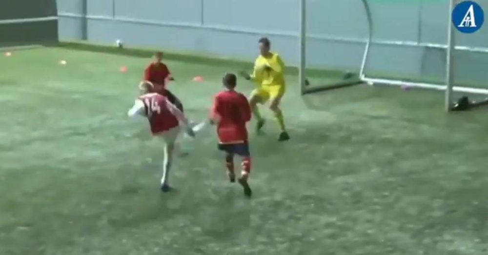 Haaland marcó un 'hat trick' en un torneo con 13 años. Captura/StavangerAftenblad