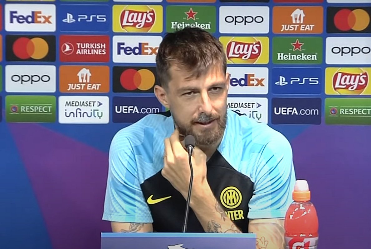 Arcebi spoke in the press conference with Inzaghi. Screenshot/Inter