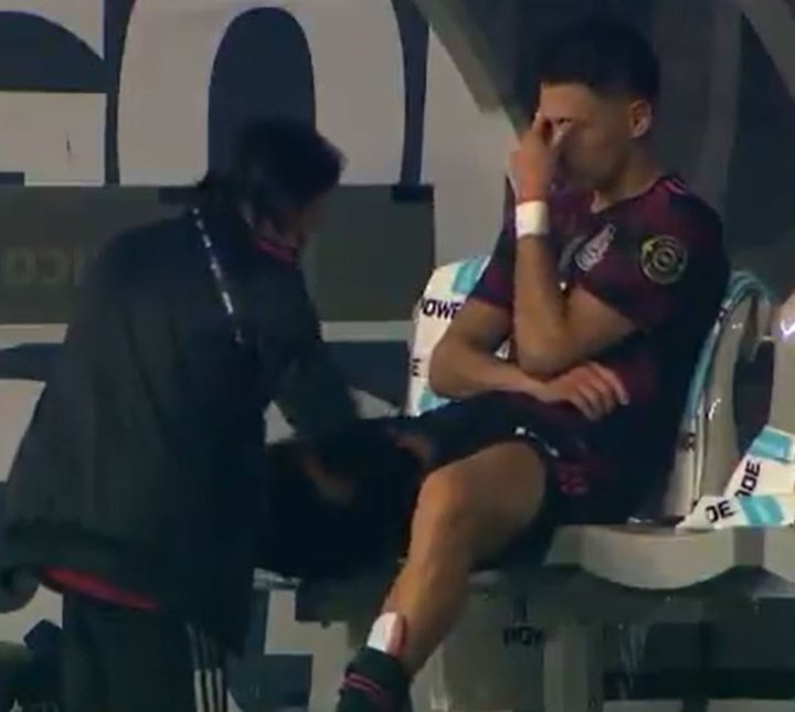Héctor Moreno, roto tras lesionarse en la final
