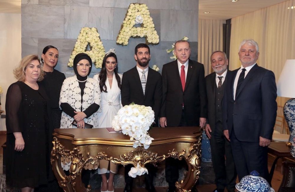 Arda se casó en presencia del presidente Erdogan. ArdaTuran