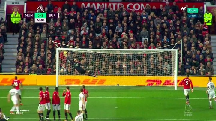Defour silenced Old Trafford with a stunning free kick