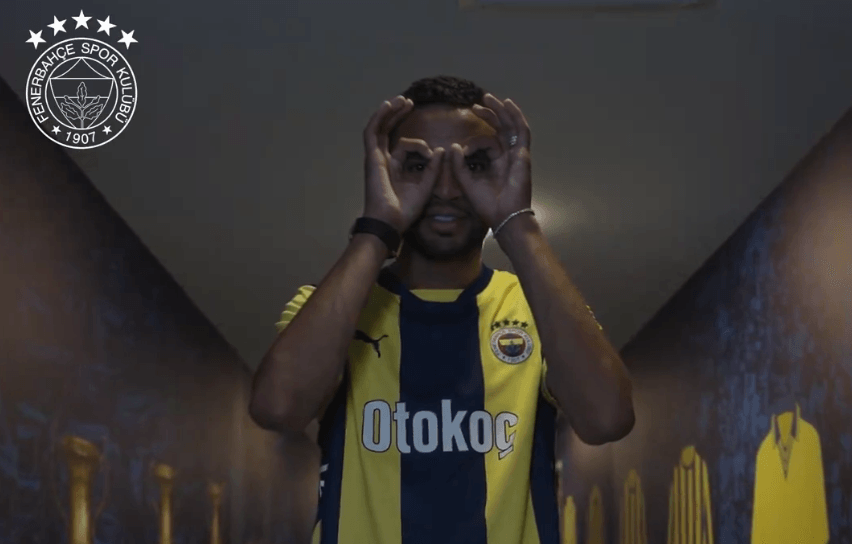 Youssef En-Nesyri è un nuovo giocatore del Fenerbahçe. L'attaccante, che era stato corteggiato anche dalla Roma, approda in Turchia e firma per cinque stagioni con il Fenerbahçe.