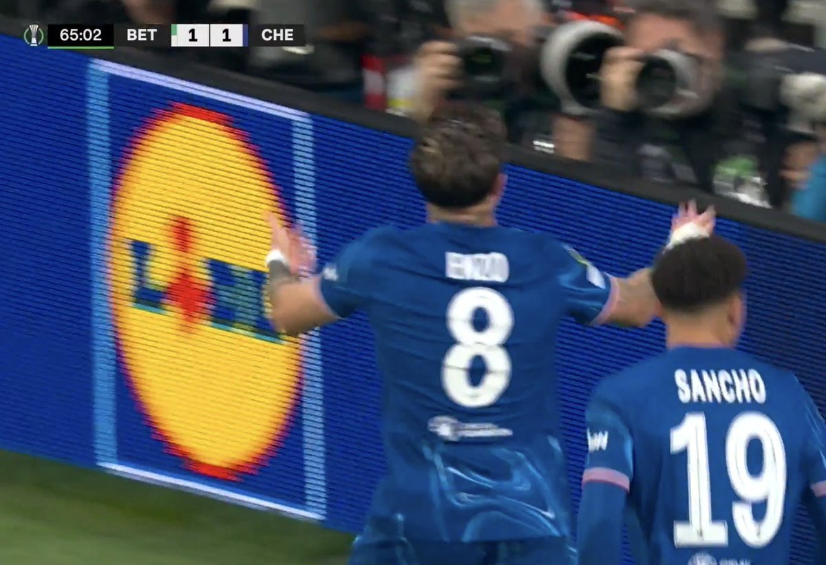 Enzo revivió al Chelsea con un testarazo. Captura/MovistarLigadeCampeones