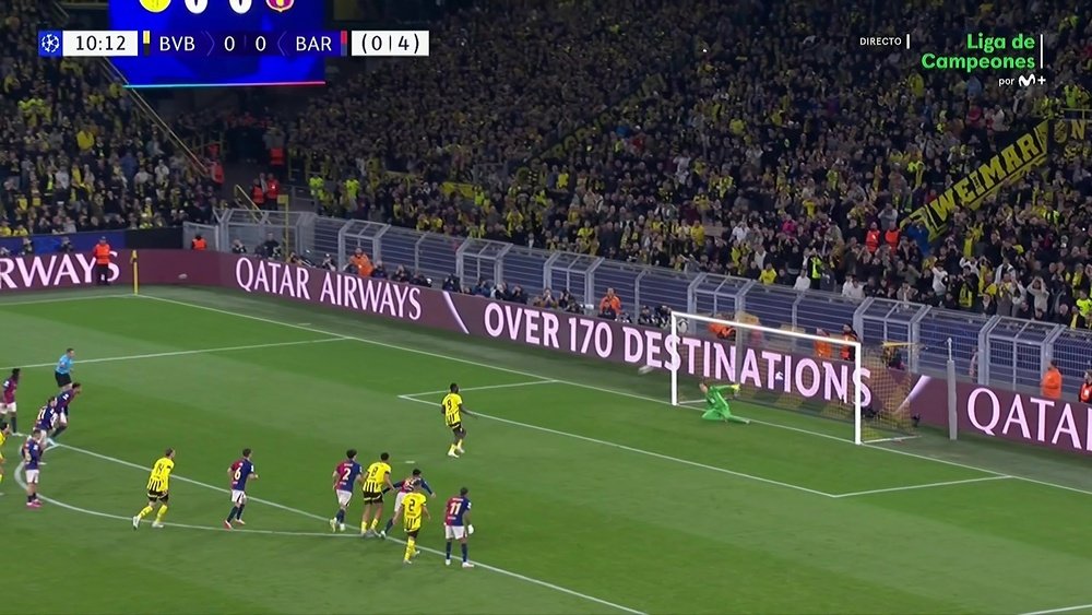 Guirassy adelantó al Borussia desde los once metros. Captura/MovistarLigadeCampeones