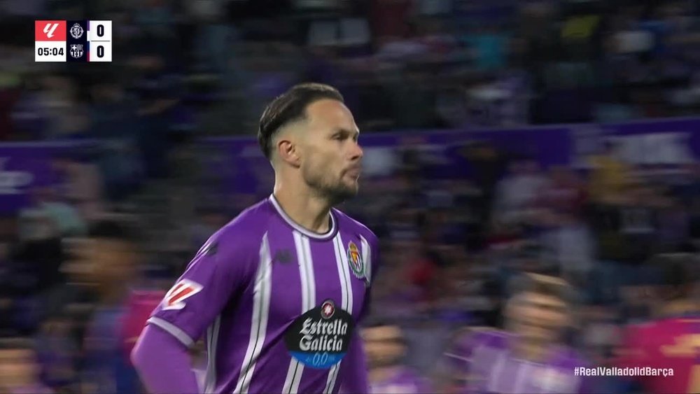 Iván Sánchez adelantó al Valladolid ante el Barcelona. Captura/DAZN