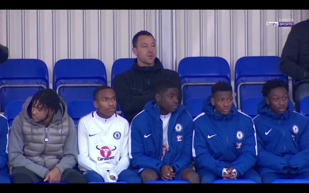 John Terry estuvo presente en el partido de la Youth League del Chelsea. beINSports