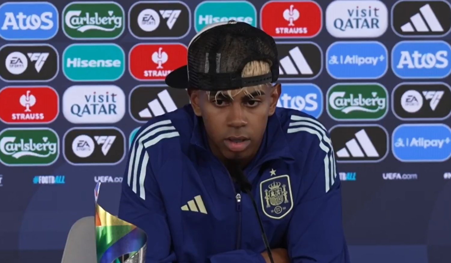 Lamine Yamal no quiso entrar en quién merece el Balón de Oro. Captura/SeFutbol