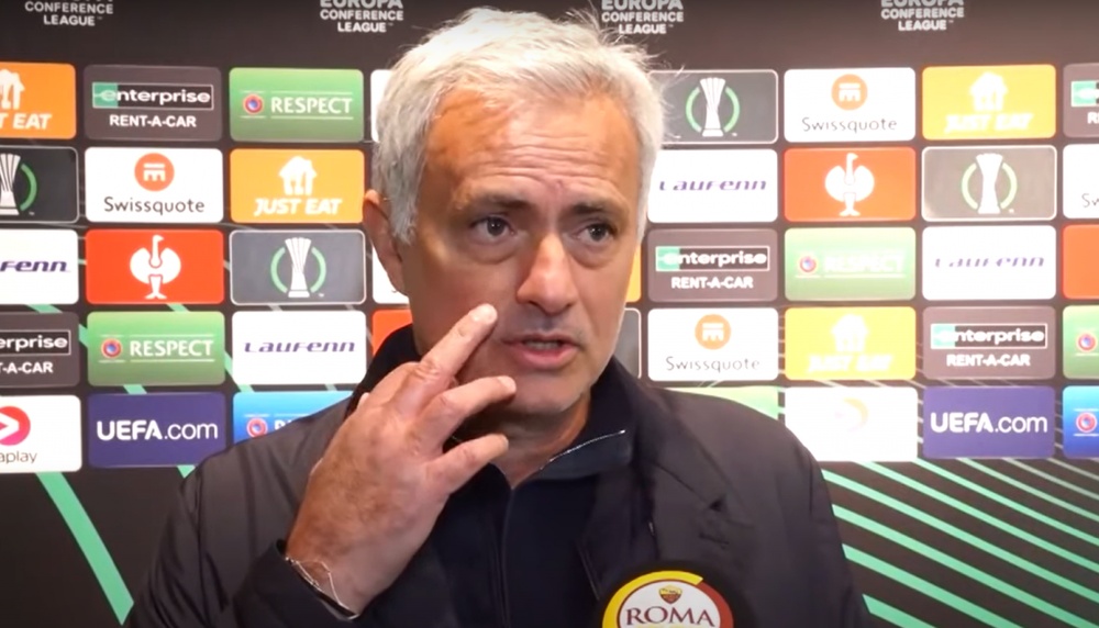 Mourinho atizó a los suplentes. Captura/ASRoma