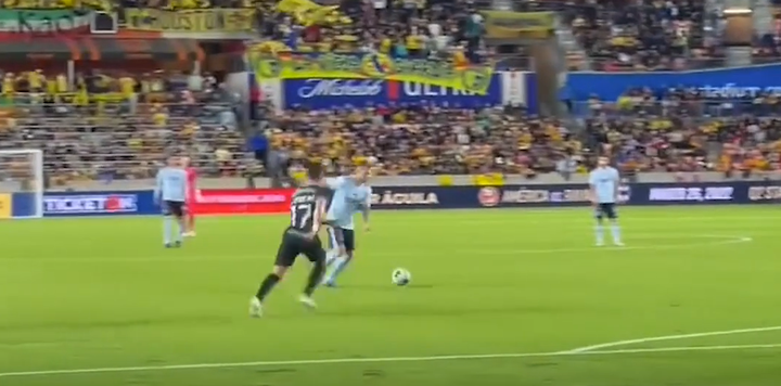 VÍDEO: el 'Diente' López no celebró su gol en el amistoso ante el América