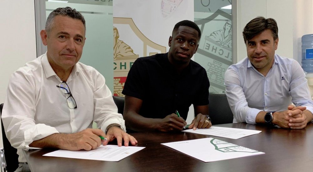 Mfulu está deseando debutar en el Martínez Valero. ElcheCF