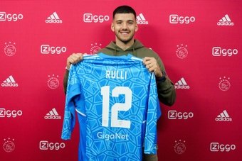 Perfil de Rulli, Ajax: Info, noticias, partidos y estadísticas | BeSoccer