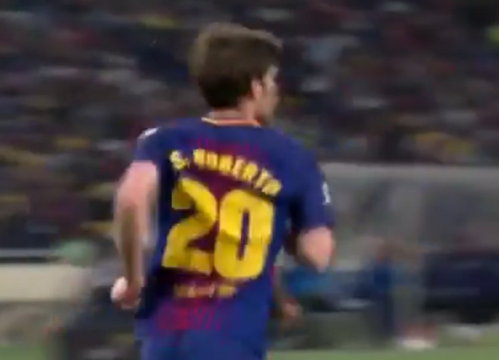 Sergi Roberto volvió a jugar con el Barcelona pese a su sanción. AFP