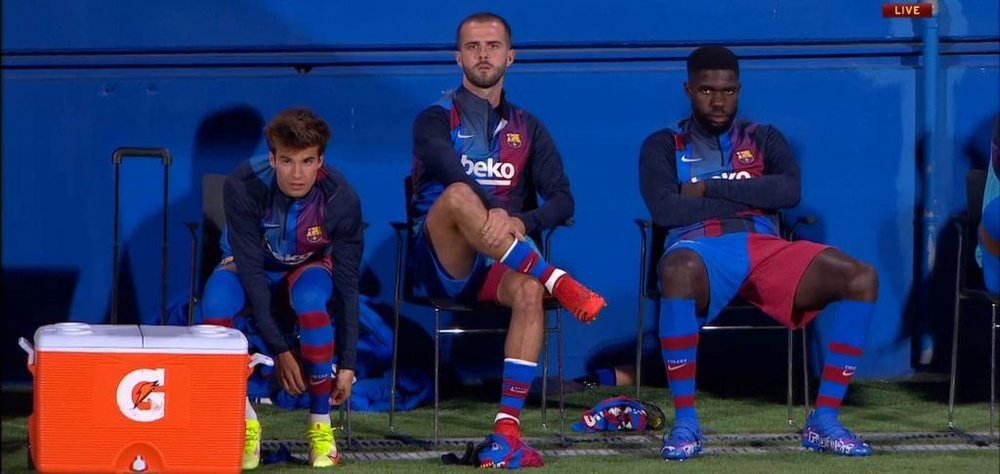 No hay novedades con Riqui Puig. Captura/BarçaTV