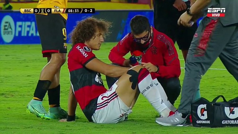 David Luiz solo duró nueve minutos. Captura/ESPN