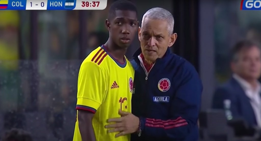 Yaser Asprilla sorprendió a Reinaldo Rueda. Captura/GOLCaracol