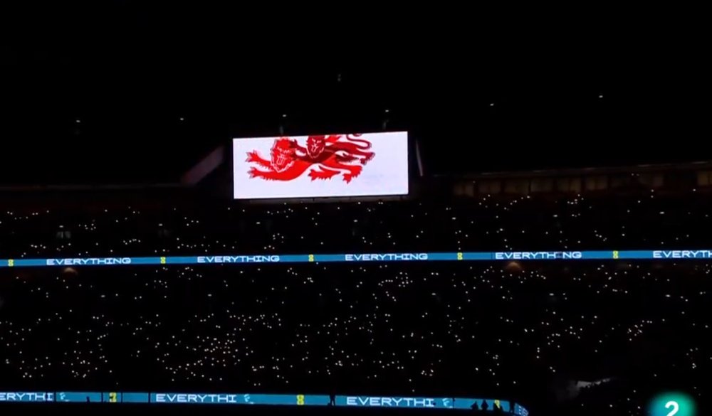 Apagón en Wembley. Captura/La2