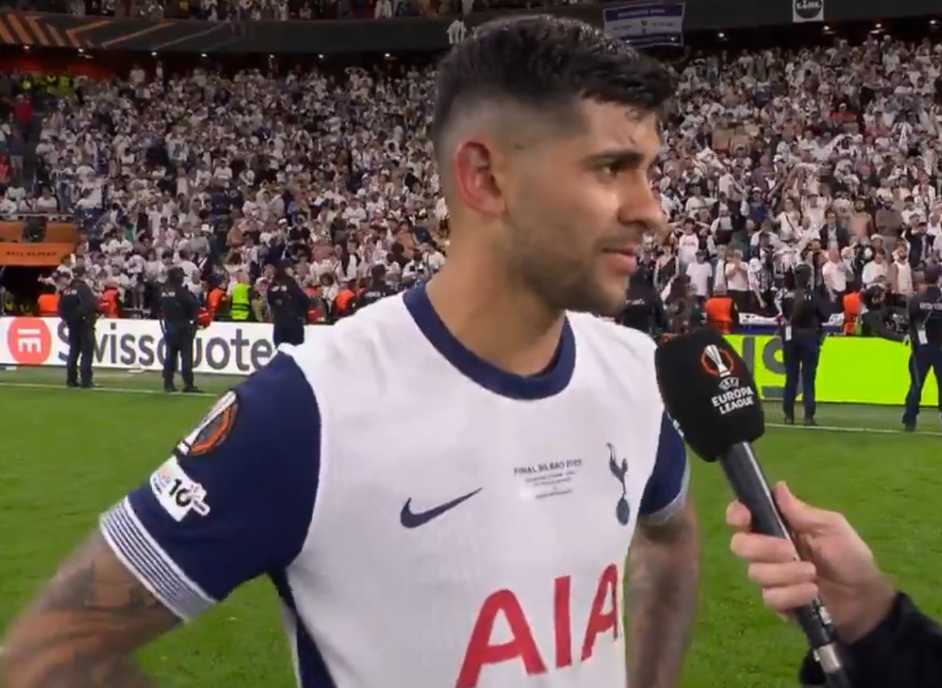 'Cuti' Romero, MVP de la finale d'Europa League a affirmé qu micro de 'Movistar Liga de Campeones' que la victoire de Tottenham a fait fermer beaucoup de bouches après une saison compliquée sur tous les aspcetd.
