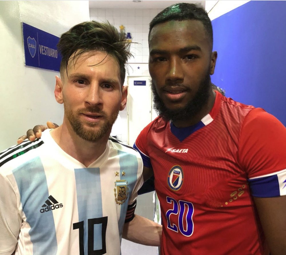 Messi tuvo un gran detalle con un jugador de Haití. DuckensNazon