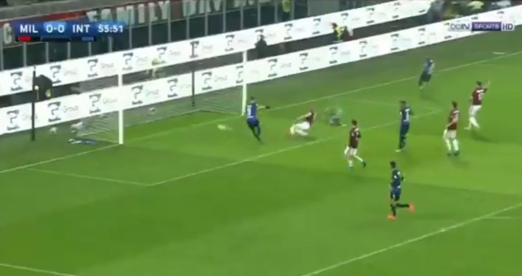 Icardi somehow failed to find the net from close range. Screenshot/beINSports
