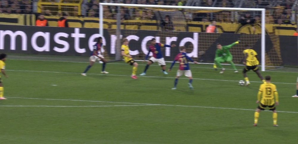 Guirassy firmó su gran noche con un 'hat trick'. Captura/Movistar