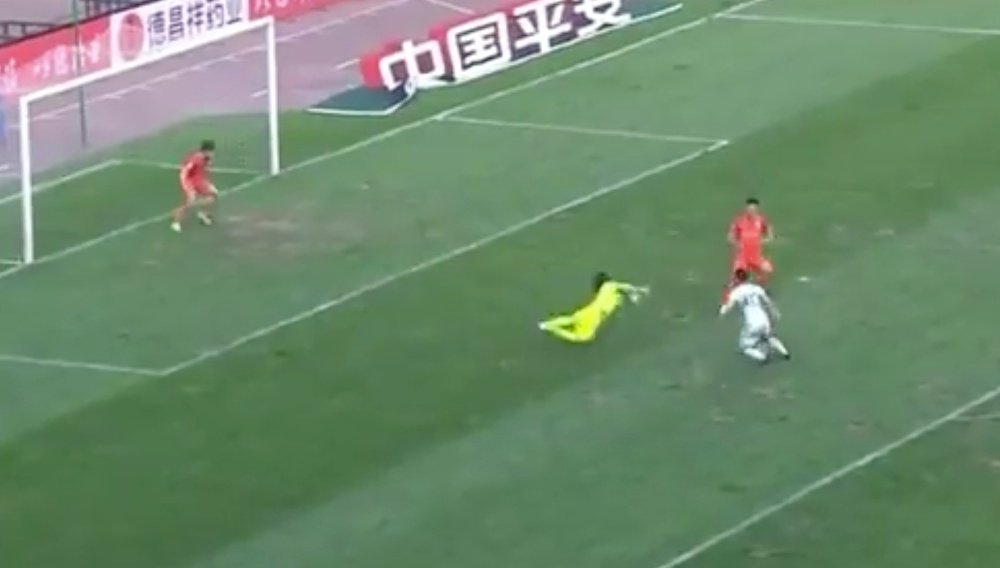 Rubén Castro la partió en China con un auténtico golazo. Twitter